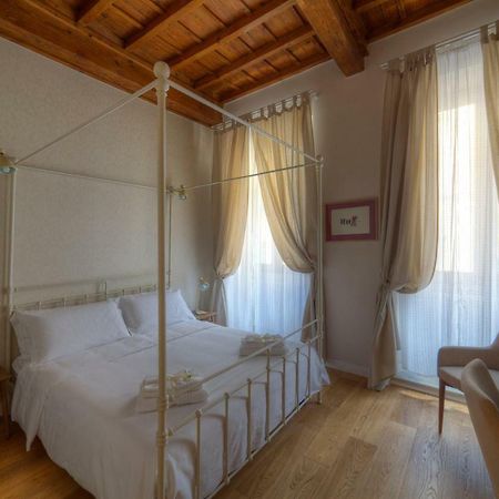 フィレンツェ アザポルタルテ Bed & Breakfast エクステリア 写真
