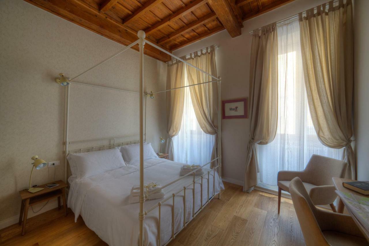 フィレンツェ アザポルタルテ Bed & Breakfast エクステリア 写真