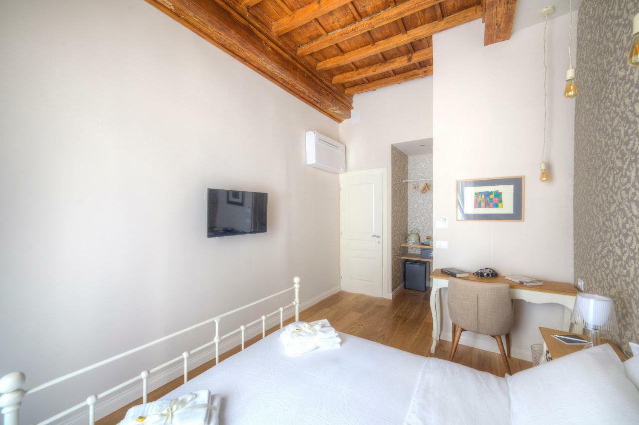 フィレンツェ アザポルタルテ Bed & Breakfast エクステリア 写真